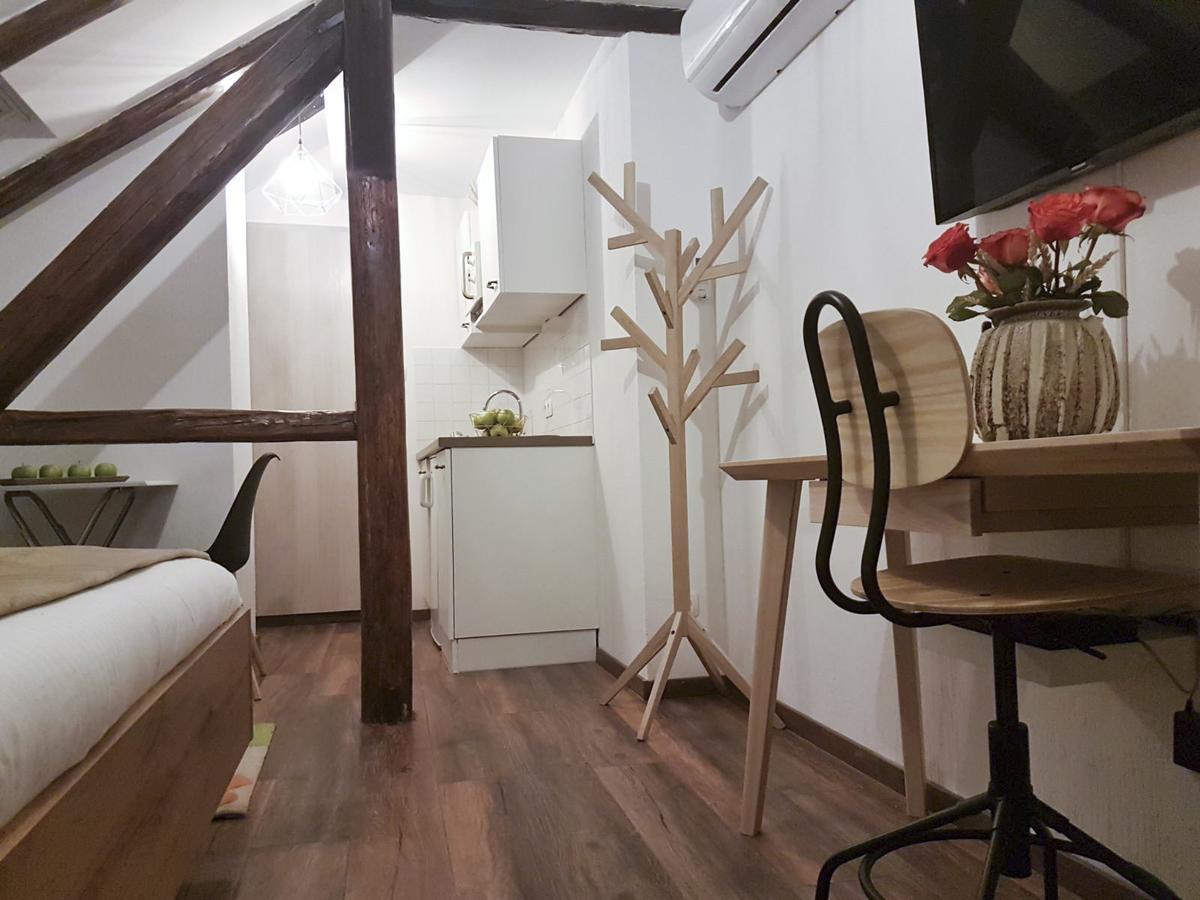 Ferienwohnung Mickey Mouse Supilova 24 Zagreb Exterior foto